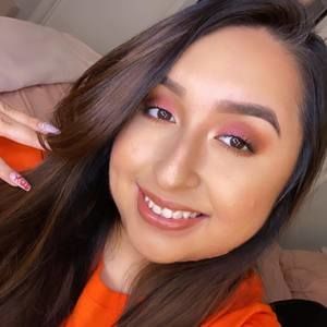 Meet your Posher, Alexandra